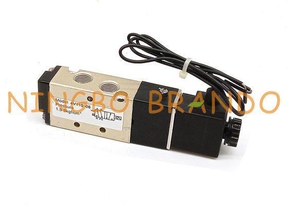 AC220V gelijkstroom 24V 4V110-06 100 Reeks 1/8“ Klep van de Duim de Pneumatische Solenoïde
